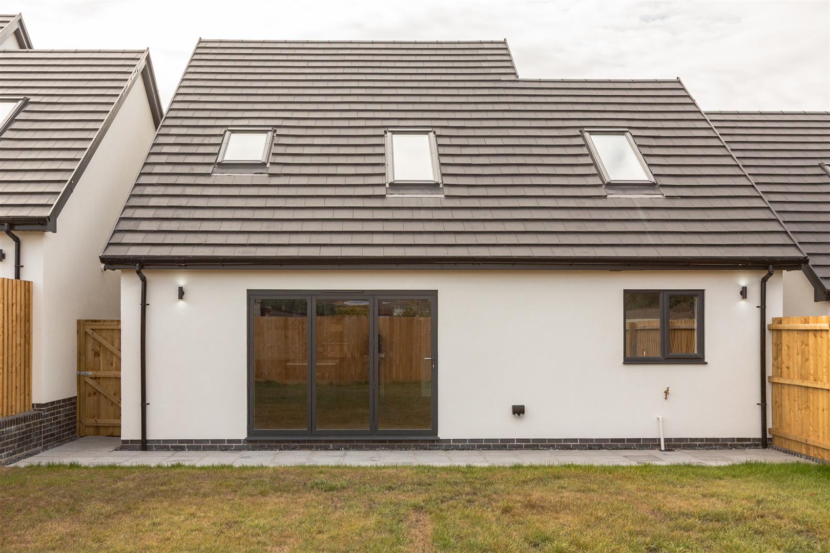 Plot 5, Christopher Rise (8 Clos William), Pontlliw, Swansea, SA4 9FJ